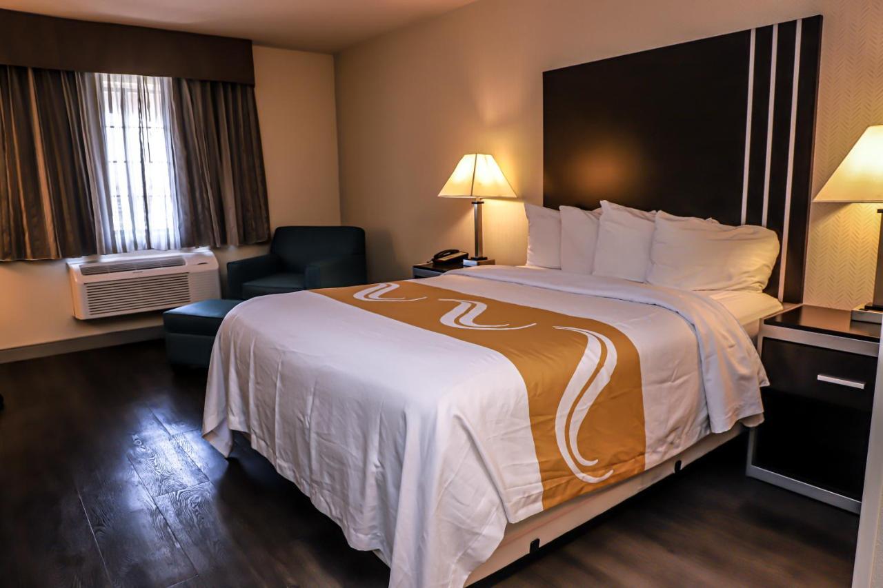Quality & Camarillo-oxnard Hotel Camarillo