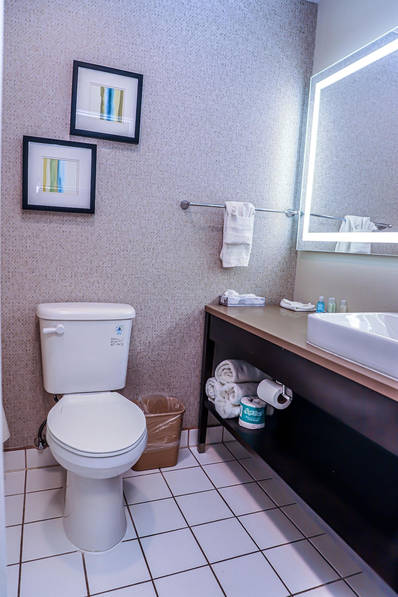 Hotel Quality & Camarillo-oxnard 2*
