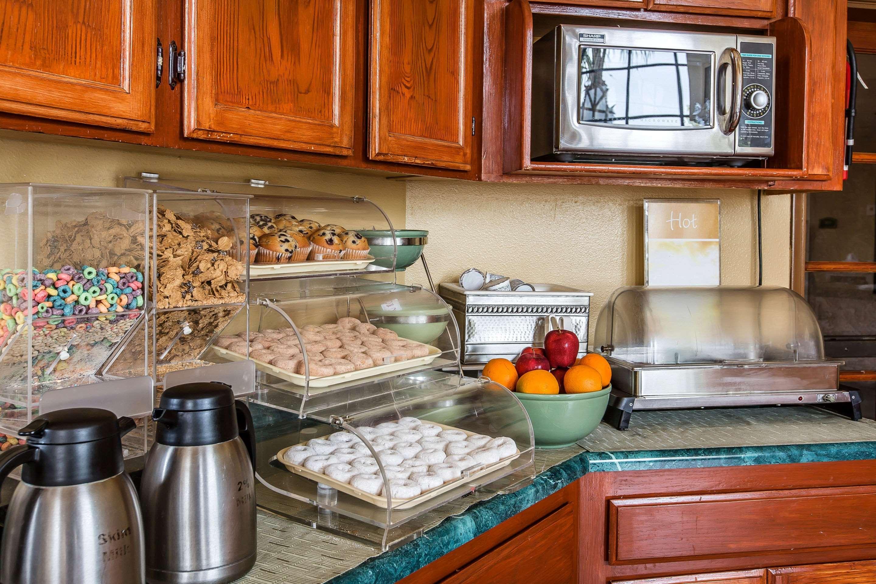 Hotel Quality & Camarillo-oxnard Camarillo