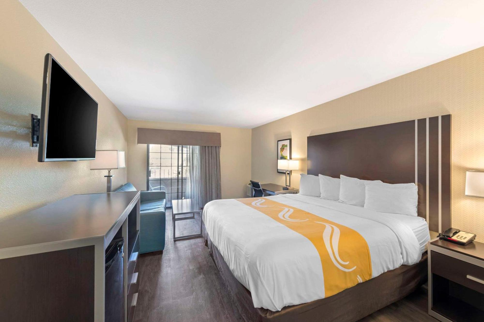 Quality & Camarillo-oxnard Hotel Camarillo