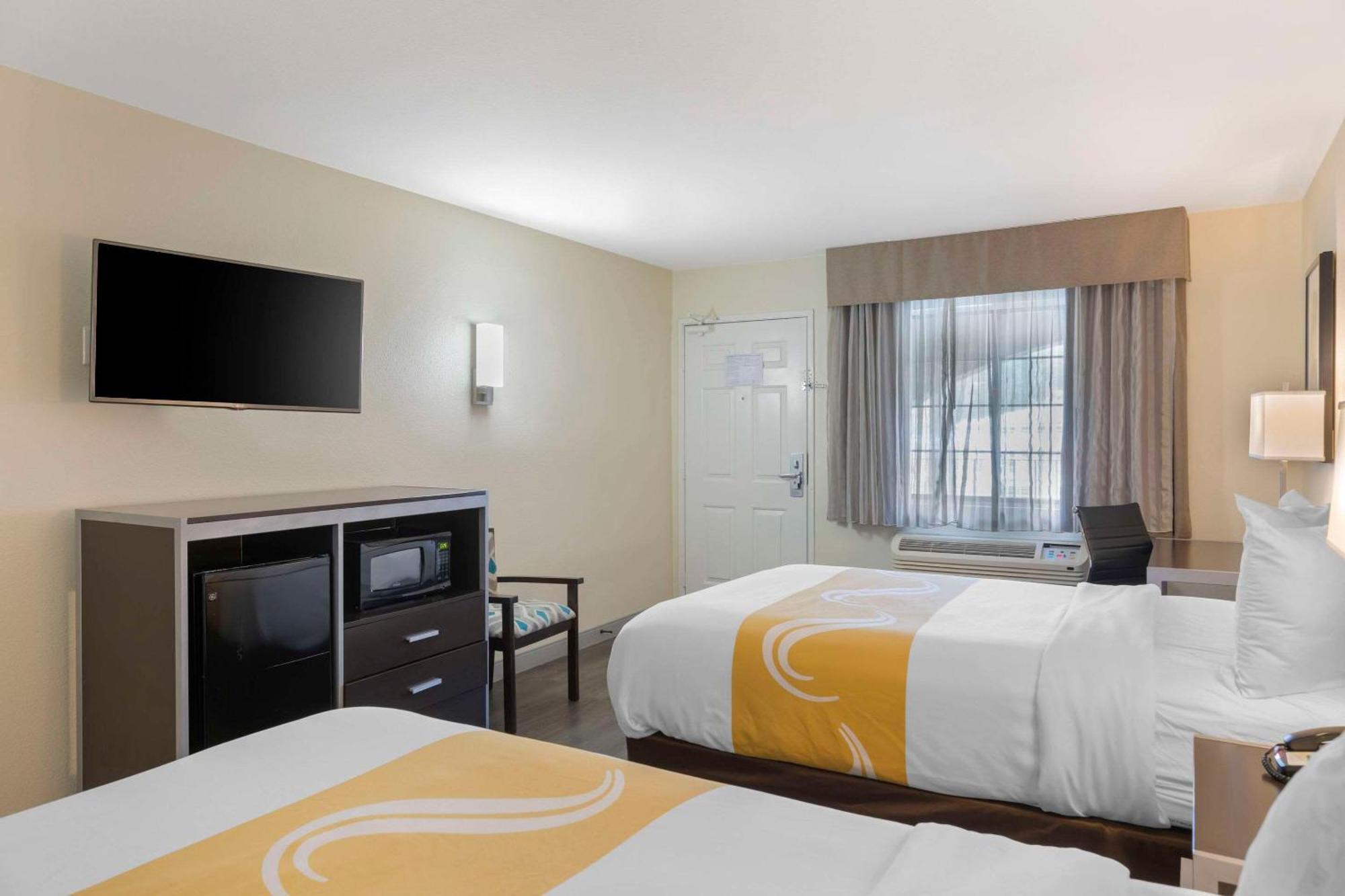 Quality & Camarillo-oxnard Hotel