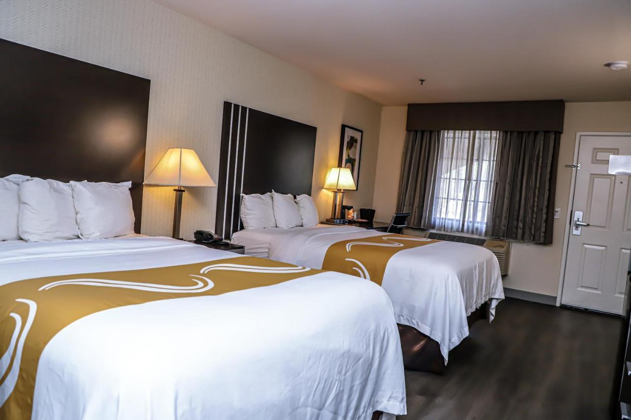 Hotel Quality Inn&suites Camarillo-oxnard 2*
