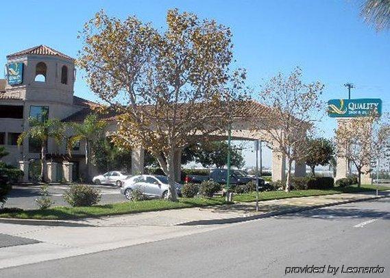 Quality Inn&suites Camarillo-oxnard Hotel 2*